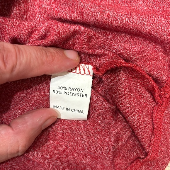 Arkansas Razorbacks V- neck long sleeve in Crimson - Picture 4 of 7